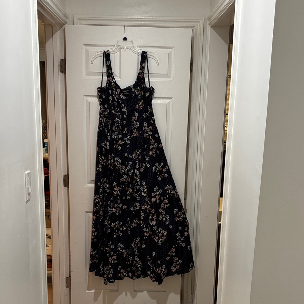Gorgeous Women's Midi Dress - Dark Blue with Light Pink Flowers